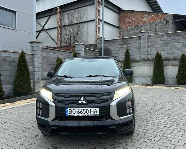 Черный Мицубиси Outlander Sport, объемом двигателя 2 л и пробегом 147 тыс. км за 19200 $, фото 10 на Automoto.ua