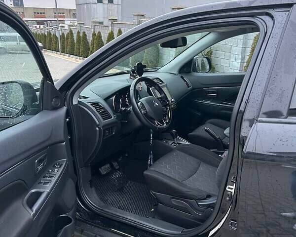 Черный Мицубиси Outlander Sport, объемом двигателя 2 л и пробегом 147 тыс. км за 19200 $, фото 17 на Automoto.ua