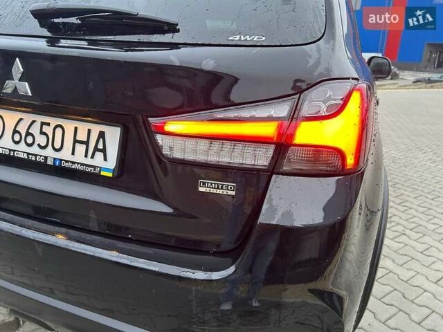 Черный Мицубиси Outlander Sport, объемом двигателя 2 л и пробегом 147 тыс. км за 19200 $, фото 11 на Automoto.ua