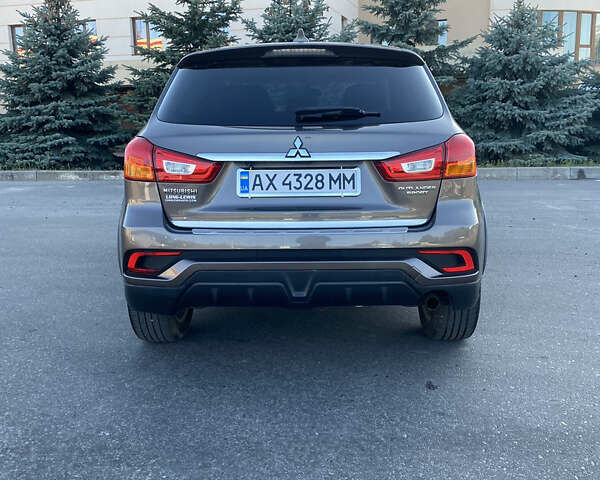 Коричневий Міцубісі Outlander Sport, об'ємом двигуна 2 л та пробігом 32 тис. км за 16200 $, фото 5 на Automoto.ua