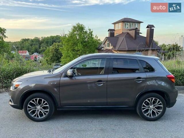 Мицубиси Outlander Sport 2019 в Киеве на Automoto.ua Коричневый Мицубиси Outlander Sport, объемом двигателя 2 л и пробегом 101 тыс. км за 14200 $, фото 6 на Automoto.ua