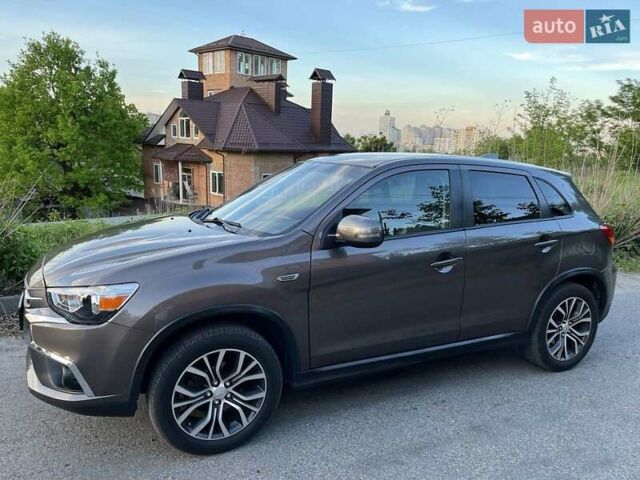 Мицубиси Outlander Sport 2019 в Киеве на Automoto.ua Коричневый Мицубиси Outlander Sport, объемом двигателя 2 л и пробегом 101 тыс. км за 14200 $, фото 5 на Automoto.ua