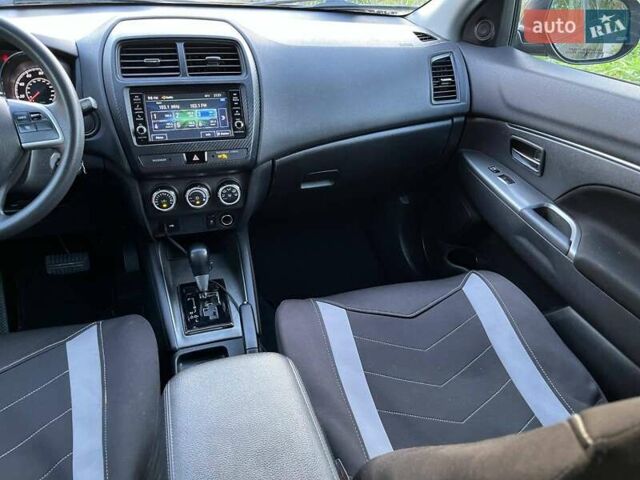 Мицубиси Outlander Sport 2019 в Киеве на Automoto.ua Коричневый Мицубиси Outlander Sport, объемом двигателя 2 л и пробегом 101 тыс. км за 14200 $, фото 14 на Automoto.ua