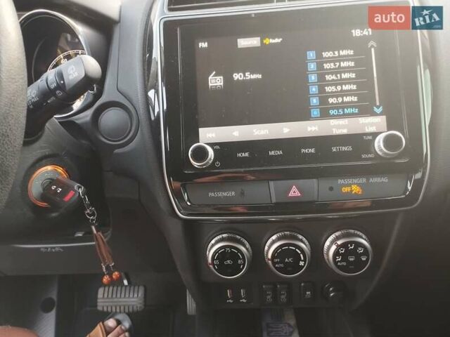 Коричневый Мицубиси Outlander Sport, объемом двигателя 2 л и пробегом 67 тыс. км за 17800 $, фото 4 на Automoto.ua