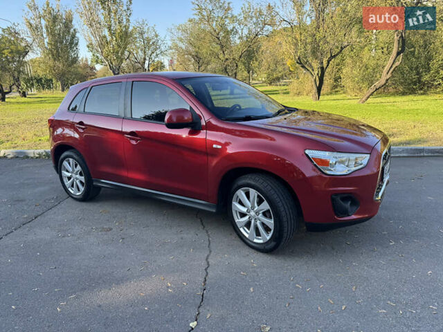 Міцубісі Outlander Sport 2013 у Одесі на Automoto.ua Червоний Міцубісі Outlander Sport, об'ємом двигуна 2 л та пробігом 104 тис. км за 10600 $, фото 2 на Automoto.ua