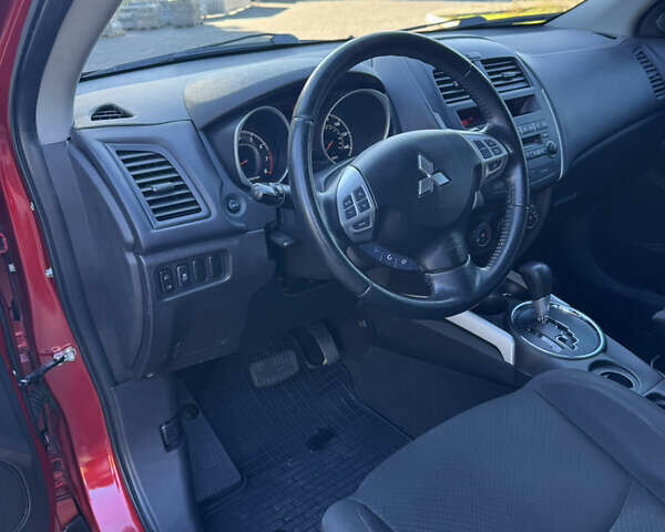 Міцубісі Outlander Sport 2013 у Одесі на Automoto.ua Червоний Міцубісі Outlander Sport, об'ємом двигуна 2 л та пробігом 104 тис. км за 10600 $, фото 19 на Automoto.ua