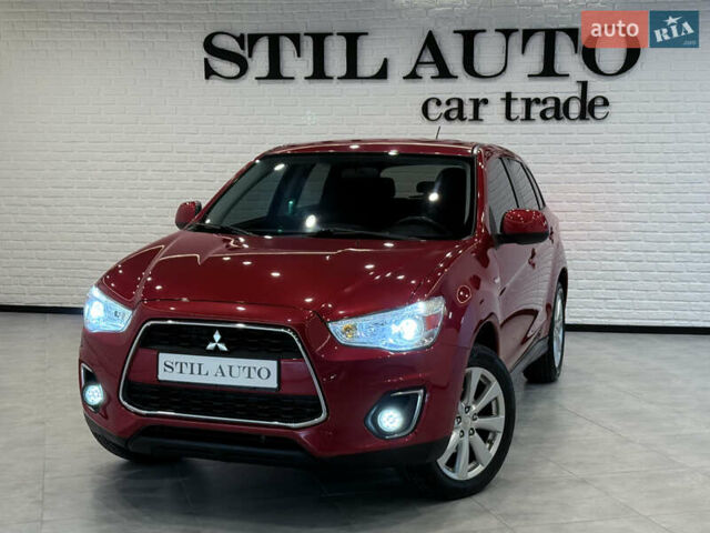 Красный Мицубиси Outlander Sport, объемом двигателя 2 л и пробегом 99 тыс. км за 11999 $, фото 1 на Automoto.ua