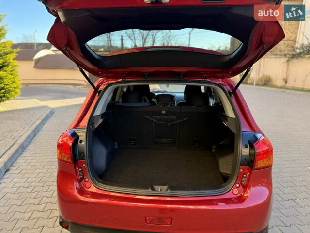 Красный Мицубиси Outlander Sport, объемом двигателя 2 л и пробегом 99 тыс. км за 11999 $, фото 32 на Automoto.ua