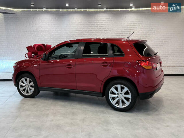 Красный Мицубиси Outlander Sport, объемом двигателя 2 л и пробегом 99 тыс. км за 11999 $, фото 2 на Automoto.ua