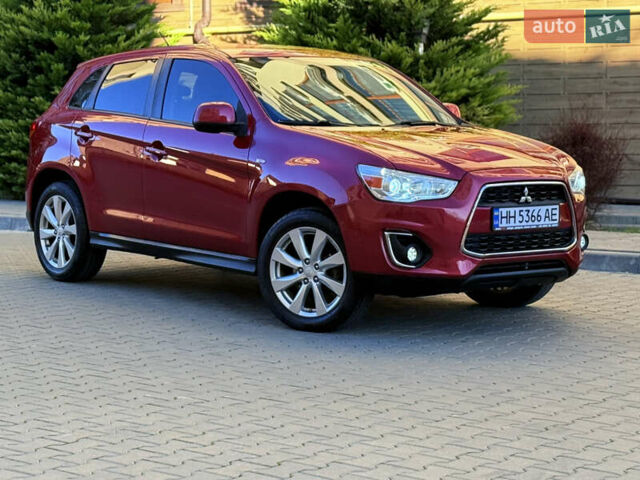 Красный Мицубиси Outlander Sport, объемом двигателя 2 л и пробегом 99 тыс. км за 11999 $, фото 52 на Automoto.ua
