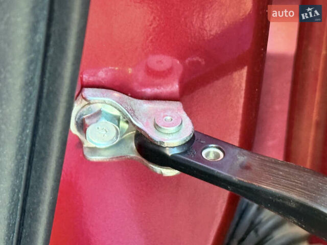 Красный Мицубиси Outlander Sport, объемом двигателя 2 л и пробегом 99 тыс. км за 11999 $, фото 26 на Automoto.ua