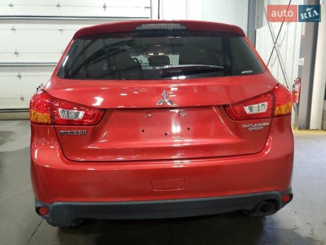 Червоний Міцубісі Outlander Sport, об'ємом двигуна 2 л та пробігом 107 тис. км за 2600 $, фото 5 на Automoto.ua