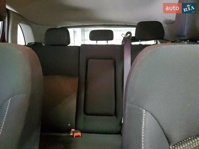 Червоний Міцубісі Outlander Sport, об'ємом двигуна 2 л та пробігом 107 тис. км за 2600 $, фото 9 на Automoto.ua