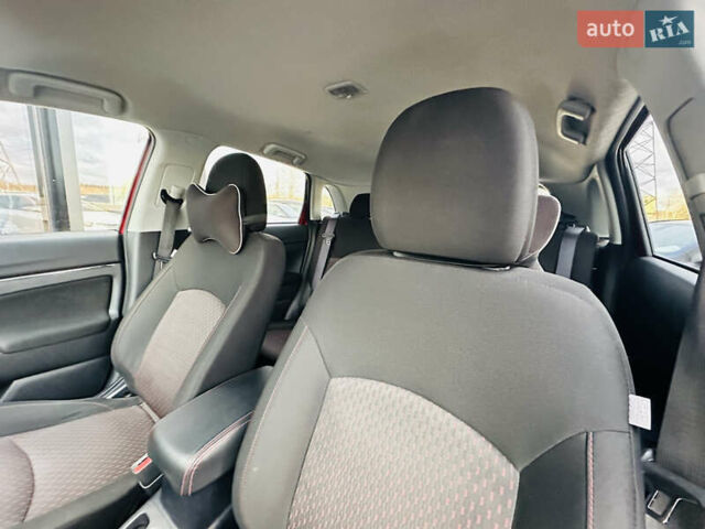 Красный Мицубиси Outlander Sport, объемом двигателя 2 л и пробегом 127 тыс. км за 12499 $, фото 20 на Automoto.ua