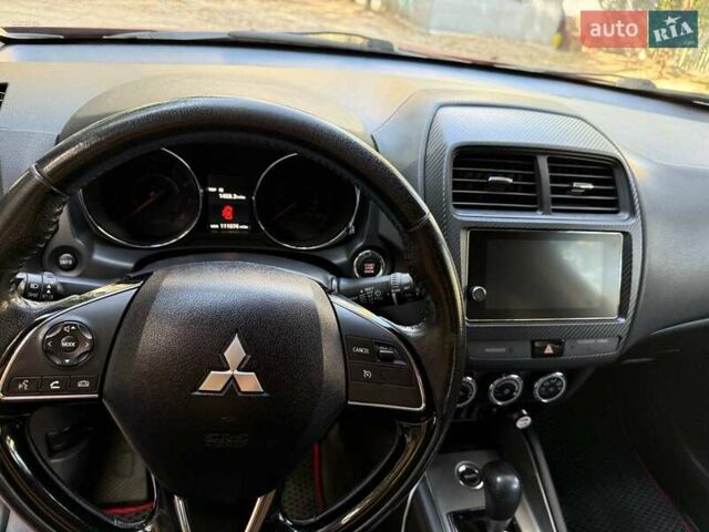 Червоний Міцубісі Outlander Sport, об'ємом двигуна 2.4 л та пробігом 177 тис. км за 17000 $, фото 4 на Automoto.ua