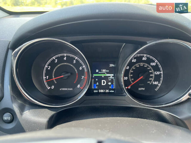 Красный Мицубиси Outlander Sport, объемом двигателя 2 л и пробегом 130 тыс. км за 14300 $, фото 5 на Automoto.ua