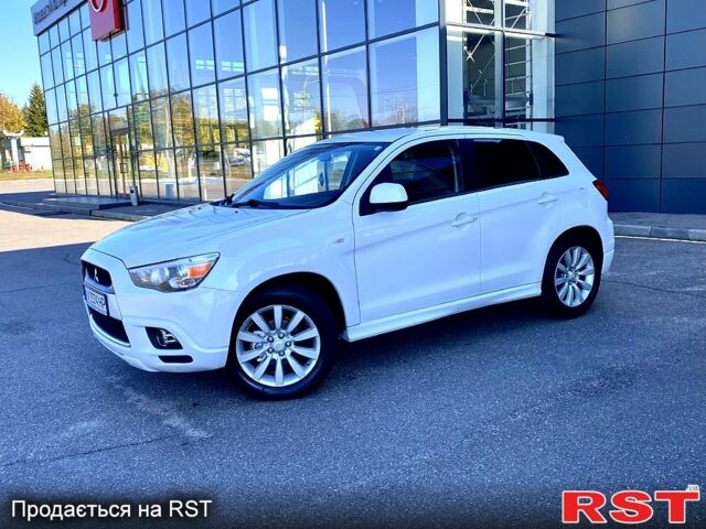 Міцубісі Outlander Sport, об'ємом двигуна 2 л та пробігом 270 тис. км за 9999 $, фото 3 на Automoto.ua