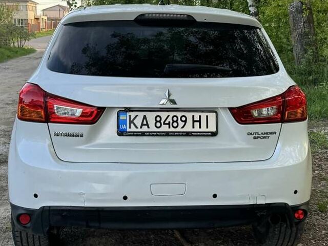 Міцубісі Outlander Sport, об'ємом двигуна 2 л та пробігом 118 тис. км за 13000 $, фото 2 на Automoto.ua