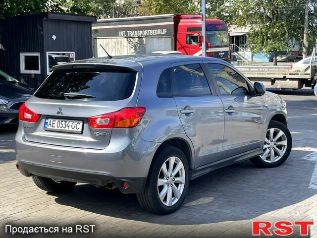 Мицубиси Outlander Sport 2015 в Днепре (Днепропетровске) на Automoto.ua Мицубиси Outlander Sport, объемом двигателя 2 л и пробегом 194 тыс. км за 10800 $, фото 1 на Automoto.ua