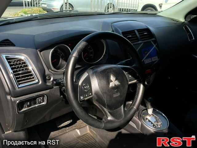 Мицубиси Outlander Sport 2015 в Днепре (Днепропетровске) на Automoto.ua Мицубиси Outlander Sport, объемом двигателя 2 л и пробегом 194 тыс. км за 10800 $, фото 3 на Automoto.ua