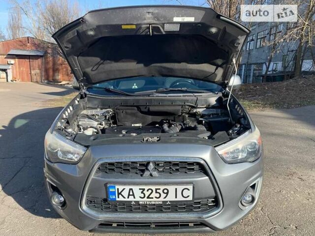 Мицубиси Outlander Sport, объемом двигателя 2 л и пробегом 139 тыс. км за 13700 $, фото 6 на Automoto.ua