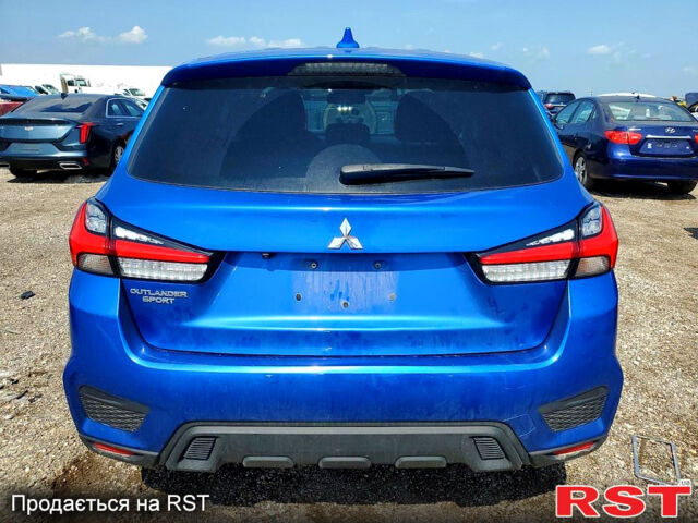 Міцубісі Outlander Sport, об'ємом двигуна 2 л та пробігом 80 тис. км за 12850 $, фото 5 на Automoto.ua