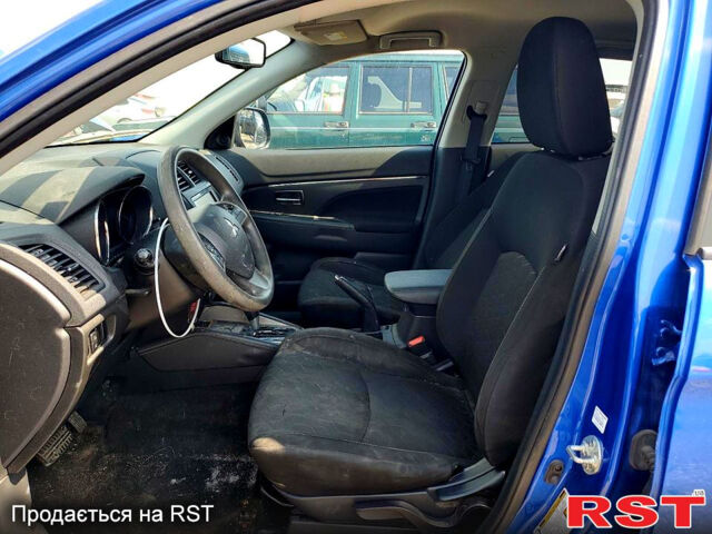 Міцубісі Outlander Sport, об'ємом двигуна 2 л та пробігом 80 тис. км за 12850 $, фото 6 на Automoto.ua