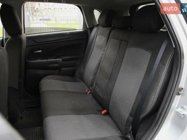 Сірий Міцубісі Outlander Sport, об'ємом двигуна 2 л та пробігом 223 тис. км за 9800 $, фото 7 на Automoto.ua