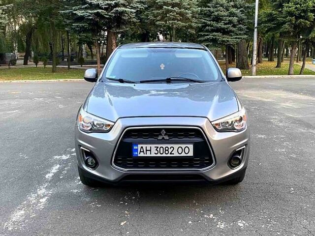 Серый Мицубиси Outlander Sport, объемом двигателя 2 л и пробегом 155 тыс. км за 13500 $, фото 1 на Automoto.ua