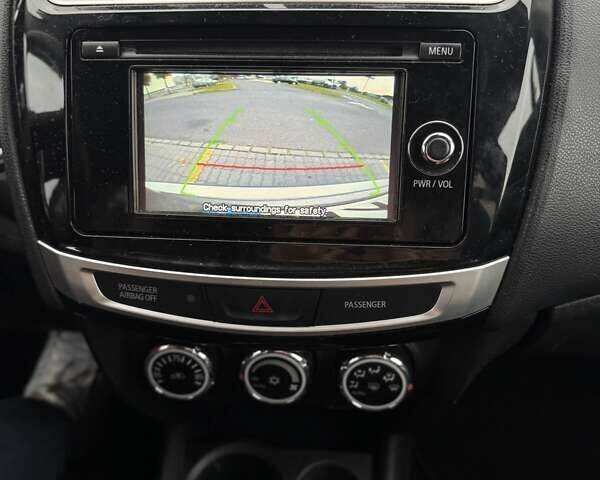 Сірий Міцубісі Outlander Sport, об'ємом двигуна 2 л та пробігом 180 тис. км за 12500 $, фото 5 на Automoto.ua