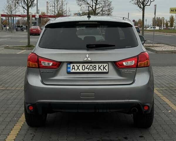 Сірий Міцубісі Outlander Sport, об'ємом двигуна 2 л та пробігом 180 тис. км за 12500 $, фото 3 на Automoto.ua