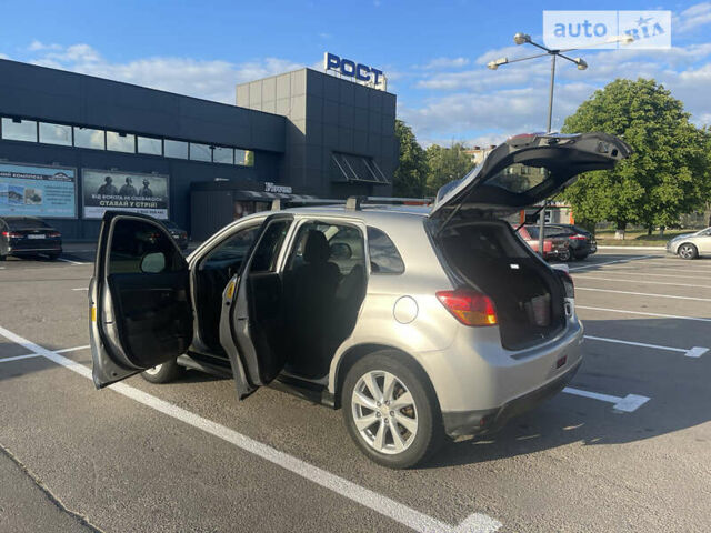 Сірий Міцубісі Outlander Sport, об'ємом двигуна 2 л та пробігом 199 тис. км за 10000 $, фото 31 на Automoto.ua