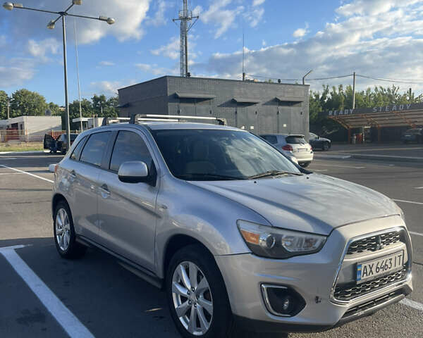 Серый Мицубиси Outlander Sport, объемом двигателя 2 л и пробегом 199 тыс. км за 10000 $, фото 37 на Automoto.ua