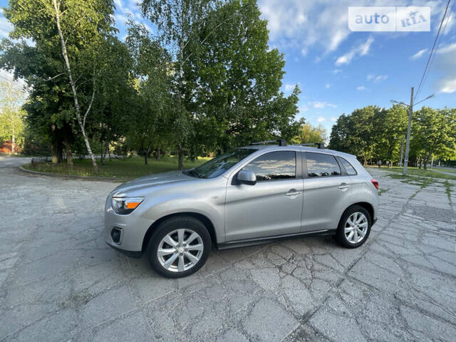 Сірий Міцубісі Outlander Sport, об'ємом двигуна 2 л та пробігом 199 тис. км за 10000 $, фото 7 на Automoto.ua