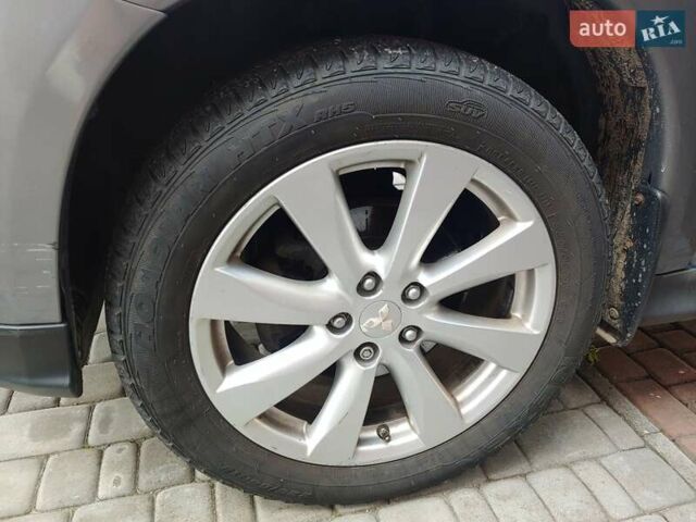 Мицубиси Outlander Sport 2015 в Киеве на Automoto.ua Серый Мицубиси Outlander Sport, объемом двигателя 2.36 л и пробегом 125 тыс. км за 12500 $, фото 8 на Automoto.ua