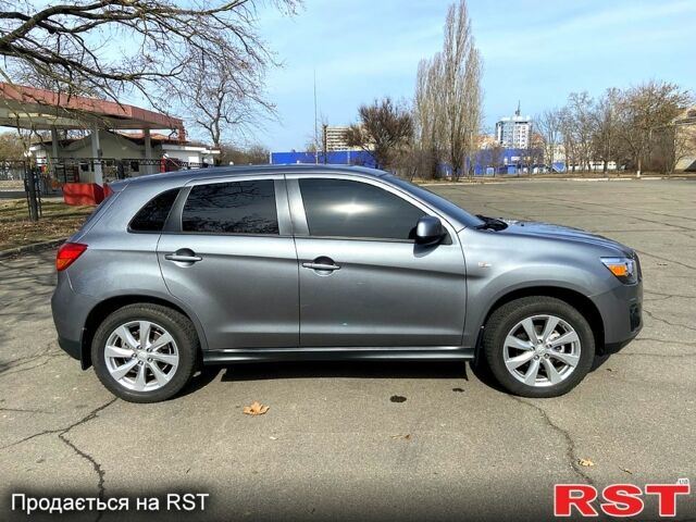 Сірий Міцубісі Outlander Sport, об'ємом двигуна 2.4 л та пробігом 140 тис. км за 13000 $, фото 1 на Automoto.ua