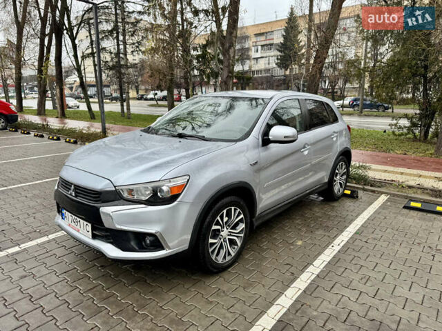 Серый Мицубиси Outlander Sport, объемом двигателя 2 л и пробегом 172 тыс. км за 12700 $, фото 5 на Automoto.ua