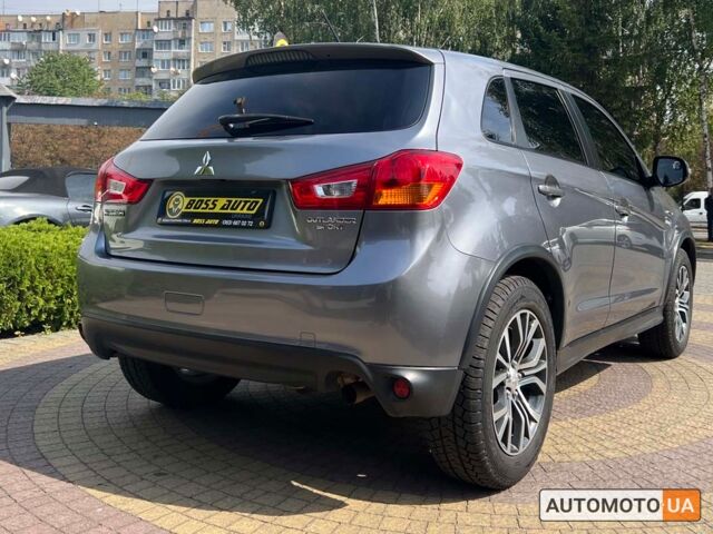 Серый Мицубиси Outlander Sport, объемом двигателя 2 л и пробегом 65 тыс. км за 14200 $, фото 6 на Automoto.ua