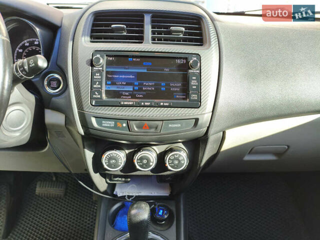 Сірий Міцубісі Outlander Sport, об'ємом двигуна 2.4 л та пробігом 187 тис. км за 12300 $, фото 13 на Automoto.ua