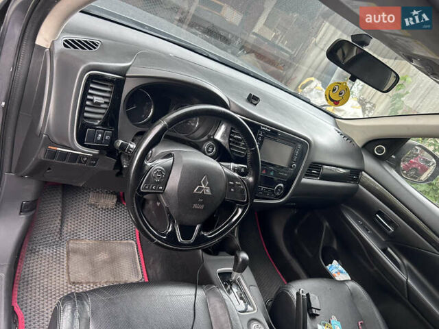 Сірий Міцубісі Outlander Sport, об'ємом двигуна 2.4 л та пробігом 128 тис. км за 12000 $, фото 6 на Automoto.ua