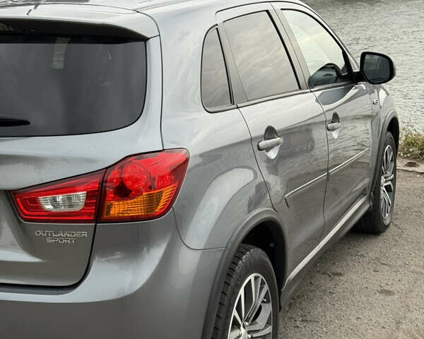 Мицубиси Outlander Sport 2016 в Днепре (Днепропетровске) на Automoto.ua Серый Мицубиси Outlander Sport, объемом двигателя 0 л и пробегом 156 тыс. км за 11700 $, фото 9 на Automoto.ua