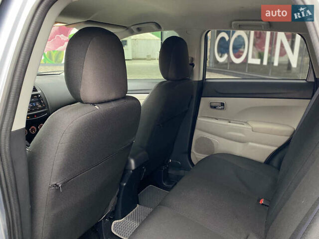 Сірий Міцубісі Outlander Sport, об'ємом двигуна 2.4 л та пробігом 185 тис. км за 12350 $, фото 23 на Automoto.ua