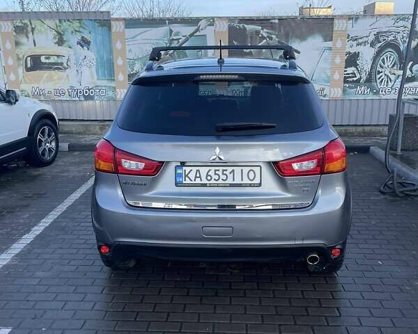 Серый Мицубиси Outlander Sport, объемом двигателя 2.36 л и пробегом 110 тыс. км за 16300 $, фото 6 на Automoto.ua