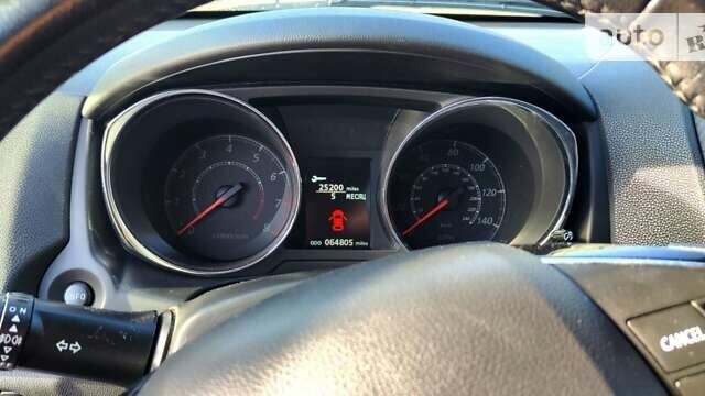 Серый Мицубиси Outlander Sport, объемом двигателя 2 л и пробегом 104 тыс. км за 13000 $, фото 7 на Automoto.ua
