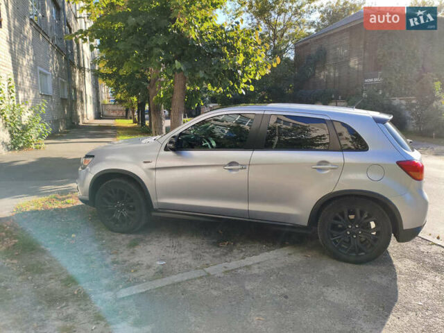 Сірий Міцубісі Outlander Sport, об'ємом двигуна 2.4 л та пробігом 187 тис. км за 12300 $, фото 2 на Automoto.ua