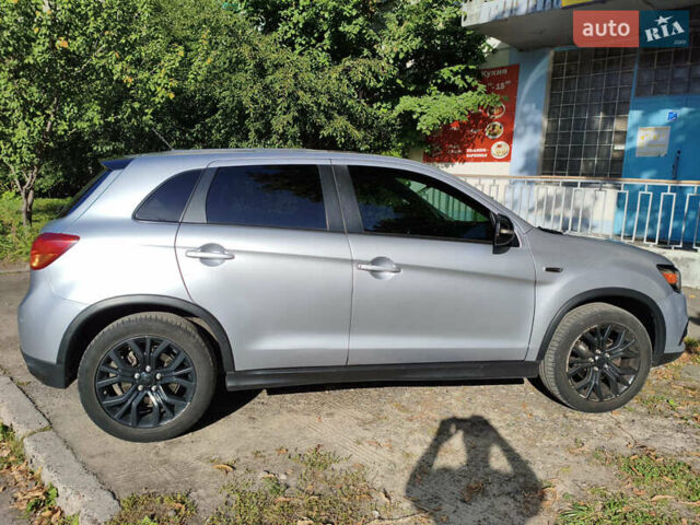 Сірий Міцубісі Outlander Sport, об'ємом двигуна 2.4 л та пробігом 187 тис. км за 12300 $, фото 5 на Automoto.ua