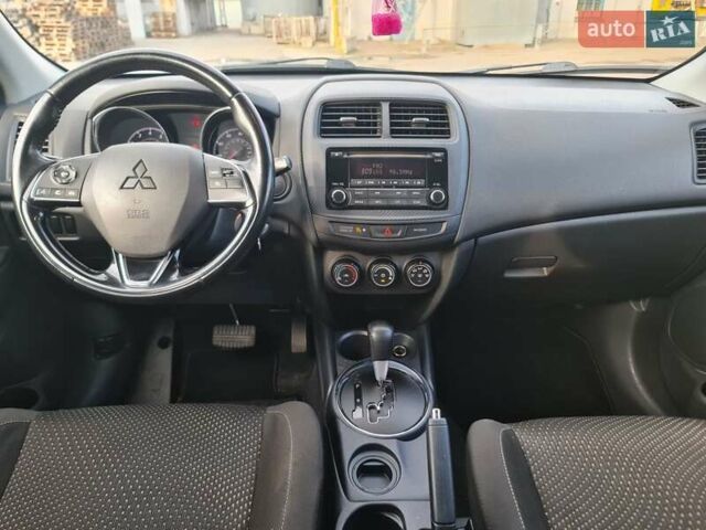 Сірий Міцубісі Outlander Sport, об'ємом двигуна 2 л та пробігом 140 тис. км за 12900 $, фото 1 на Automoto.ua