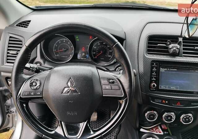 Сірий Міцубісі Outlander Sport, об'ємом двигуна 2.36 л та пробігом 136 тис. км за 13999 $, фото 19 на Automoto.ua