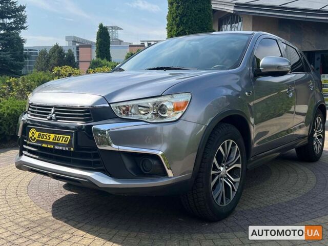 Серый Мицубиси Outlander Sport, объемом двигателя 2 л и пробегом 65 тыс. км за 14200 $, фото 2 на Automoto.ua