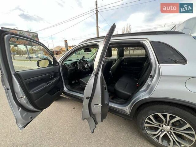 Сірий Міцубісі Outlander Sport, об'ємом двигуна 2.4 л та пробігом 139 тис. км за 15400 $, фото 21 на Automoto.ua